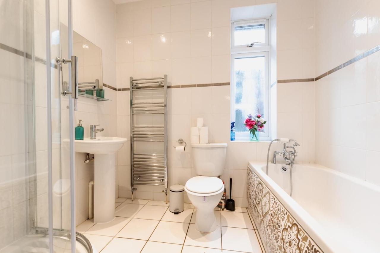 Accessible 3-Bedroom Bungalow With Patio +Driveway Southampton Exteriér fotografie